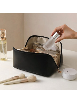 Kosmetyczka damska skórzana