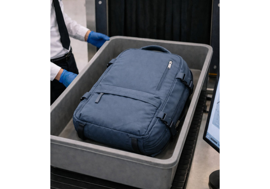 Wybór plecaka z darmowym bagażem samolocie